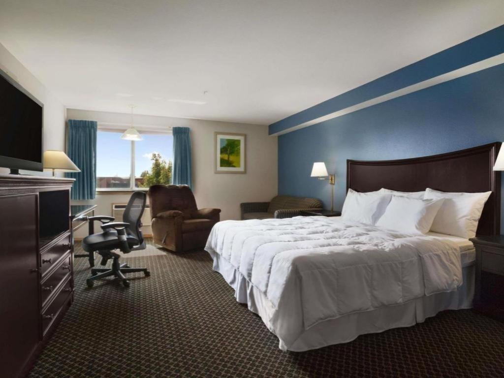 Days Inn By Wyndham Lacey Olympia Area Extérieur photo